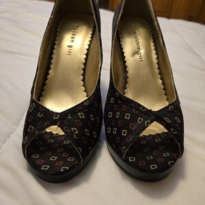 Madden Girl  women's black platform heels.